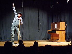 2011-03-19_22-08-03_FinePix S100FS_93,5mm_1_28_eme